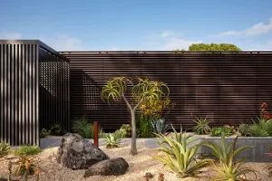 Green Paradise: Custom Garden Landscaping Project